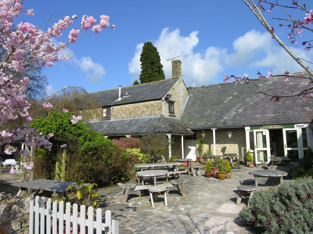 The Merrymouth Inn Fifield Exterior photo
